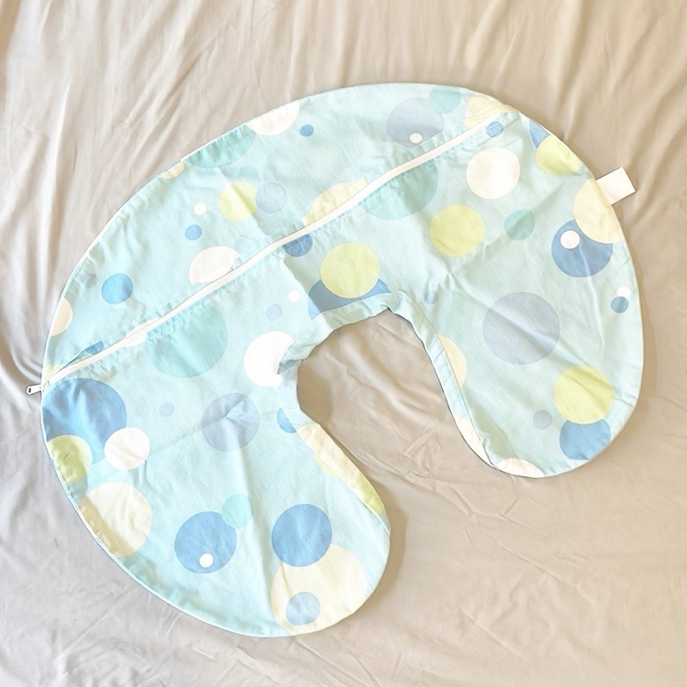 Boppy dot print nursing pillow cover